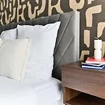 Beautiful Bright Apartment In Paris