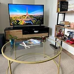 Appartement Cosy Au Coeur Du Paris 17Eme