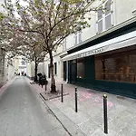 Spacious Studio In Saint-Germain-Des-Pres