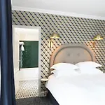 Grand Pigalle Experimental