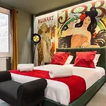Arc De Triomphe Romantic Suite Jacuzzi Emeraude