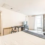 Chatelet Flat
