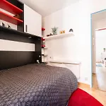 Superb Bright Apartment