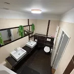Seemingly Well Placed 100M 2
