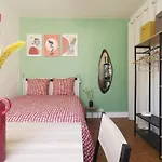Lovely And Bright Studio In Montmartre