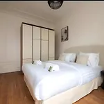 Tbs 319 - Superb Apartment With Eiffel Tower View