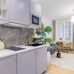 Stylish Apartment 3 Min From Haussmann, Sleeps4