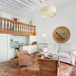 Authentique Loft Duplex Au Coeur Du Marais