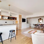 Exceptionnel 3P 100M2 - Luxe & Lumiere Face Parc Monceau