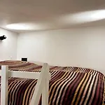 Cosy Renovated Studio Republique