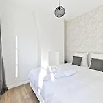 Convenient Apartment Near Gare De Lyon
