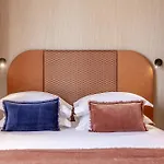 Suites Fl By Sweett