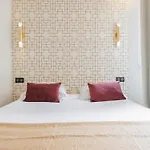 Lovely Apartment - 3Br 6P - Canal St Martin