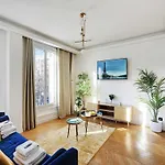 Magnificent Apartment - 2Br 6P - Tour Eiffel
