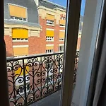 Apparemment a paris