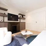 Relax In A Charming Flat In Le Marais