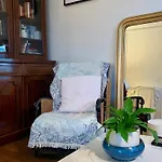 Cozy Frenchy Apartment Nearby La Seine