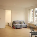 Renew Spacious & Quiet Apartment
