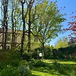 Montmartre Hidden Artist Loft