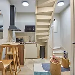 Charmant Studio Duplex Beaubourg Le Marais By Studio Prestige