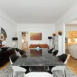 Elegant Apartment - Eiffel Tower