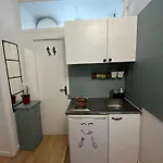 Nice 2 Rooms Full Appartement In Paris