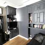 Paris Interiors Rentals - Le Marais Archives 2 Bdr
