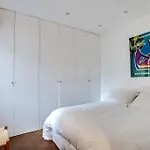 Designer Flat - Rue Saint Honore