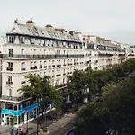 Hotel De L\'Exposition - Republique