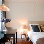Short Stay Group Temple Serviced Apartments Paris