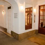 Just Renovated 138M2 On The Seine