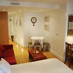 Champs Elysees Executive Apartment
