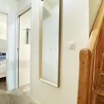 Rent A Room - Chenier B