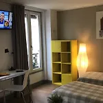 Hotel De La Mare