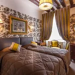 Grand Hotel De L\'Univers Saint-Germain