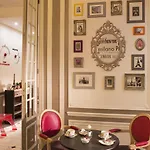 Hôtel de La Cité Rougemont