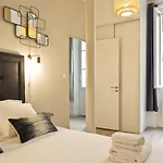 Pick A Flat - Rue De Navarin Apartment / Place Saint Georges