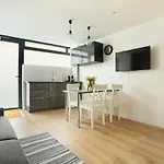 Rent A Room - Chenier Paradise
