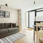 Rent A Room - Chenier Paradise