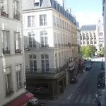 Hotel Du Pont Neuf