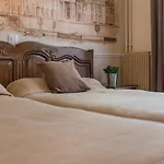 Familia Hotel