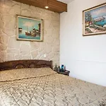 Familia Hotel