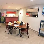 Hotel Montmartre Clignancourt