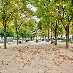 57 - Luxury Parisian Home Sebastopol 1