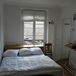 Etoile 3 Pieces Paris 16