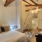 Apartment Saint-Antoine