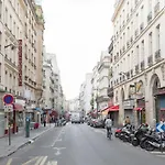2 Pieces Calme Et Central, Paris 10Eme