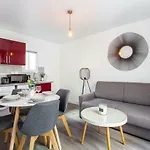 Cmg Montmartre/ Trois Freres