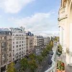 Veeve - Haussmann Beauty In The 6Th
