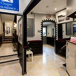 Hipotel Paris Belleville Gare de l\'Est